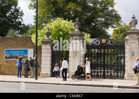 London, Kew Gardens, dem Victoria-Tor Stockfoto