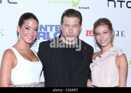 Alia Baldwin, Stephen Baldwin, Hailey Baldwin im Ankunftsbereich für MONTE-CARLO-Premiere, AMC Loews Lincoln Square Theater, New York, Stockfoto