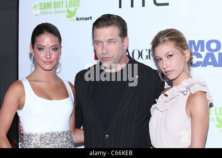 Alia Baldwin, Stephen Baldwin, Hailey Baldwin im Ankunftsbereich für MONTE-CARLO-Premiere, AMC Loews Lincoln Square Theater, New York, Stockfoto