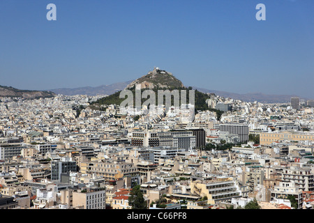 Blick auf Athen und Mount Lycabettus (227m) von der Akropolis in Griechenland Stockfoto