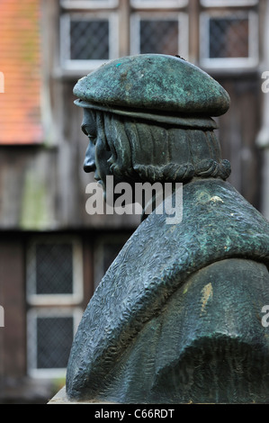 Büste des spanischen Humanisten und Gelehrten Juan Luis Vives in Brügge, Belgien Stockfoto