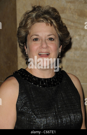 Bonnie Arnold im Ankunftsbereich für American Cinema Editors 61. jährliche ACE Eddie Awards, Beverly Hilton Hotel, Los Angeles, CA 19. Februar 2011. Foto von: Dee Cercone/Everett Collection Stockfoto