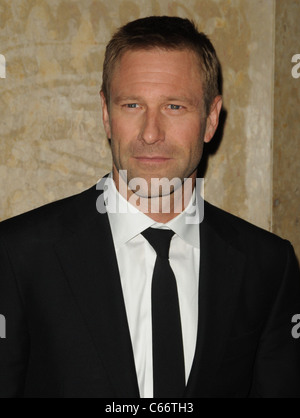 Aaron Eckhart im Ankunftsbereich für American Cinema Editors 61. jährliche ACE Eddie Awards, Beverly Hilton Hotel, Los Angeles, CA 19. Februar 2011. Foto von: Dee Cercone/Everett Collection Stockfoto