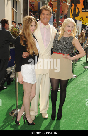 David Hasselhoff, Taylor Ann Hasselhoff, Hayley Hasselhoff im Ankunftsbereich für HOP Premiere, Universal CityWalk, Los Angeles, CA 27. März 2011. Foto von: Dee Cercone/Everett Collection Stockfoto