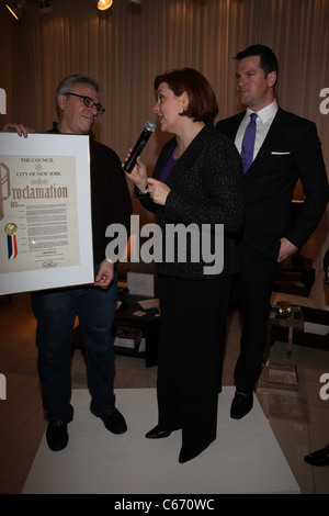 Mitchell Gold, Christine Quinn, Thomas Roberts in die Teilnehmerliste für NLGJAs 16. jährlichen Schlagzeilen und Headliner nutzen, Mitchell Stockfoto