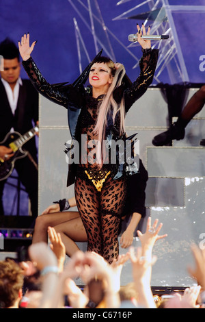 Lady Gaga bei Talkshow-Auftritt von Lady Gaga auf ABC GOOD MORNING AMERICA show, Rumsey Playfield im Central Park, New York, Stockfoto