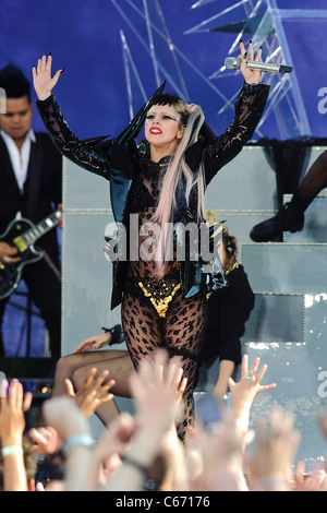 Lady Gaga bei Talkshow-Auftritt von Lady Gaga auf ABC GOOD MORNING AMERICA show, Rumsey Playfield im Central Park, New York, Stockfoto