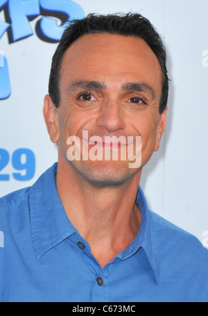 Hank Azaria im Ankunftsbereich für die SCHLÜMPFE-Premiere, The Ziegfeld Theatre, New York, NY 24. Juli 2011. Foto von: Gregorio T. Binuya/Everett Collection Stockfoto