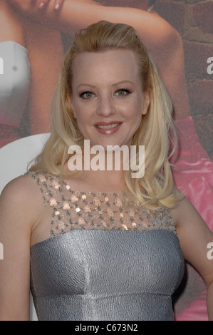 Wendi McLendon-Covey im Ankunftsbereich für Brautjungfern Premiere, Regency Village Theater in Westwood, Los Angeles, CA 28. April 2011. Stockfoto