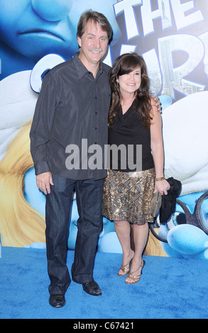 Jeff Foxworthy im Ankunftsbereich für die SCHLÜMPFE-Premiere, The Ziegfeld Theatre, New York, NY 24. Juli 2011. Foto von: Kristin Callahan/Everett Collection Stockfoto