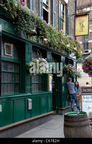 Der Markt Porter Pub in Borough Market, London, England Stockfoto