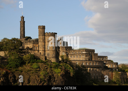 Calton Hill Edinburgh Schottland UK St Andrews House, Nelson Monument Stockfoto