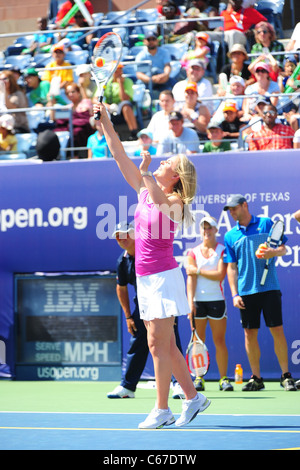 Lindsey Vonn bei einem öffentlichen Auftritt für 2010 Arthur Ashe Kids Day, USTA Billie Jean King National Tennis Center, Flushing, NY 28. August 2010. Foto von: Gregorio T. Binuya/Everett Collection Stockfoto