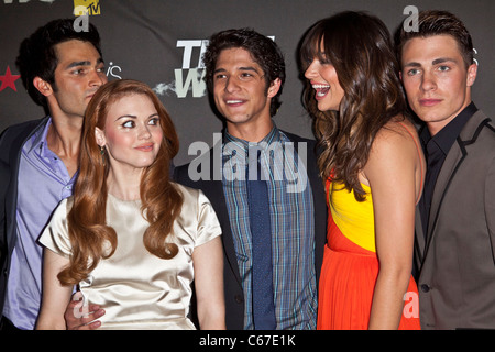 Tyler Hoechlin, Holland Roden, Tyler Posey, Crystal Reed, Colton Haynes im Ankunftsbereich für TEEN WOLF Premiere Party, The Roosevelt Stockfoto