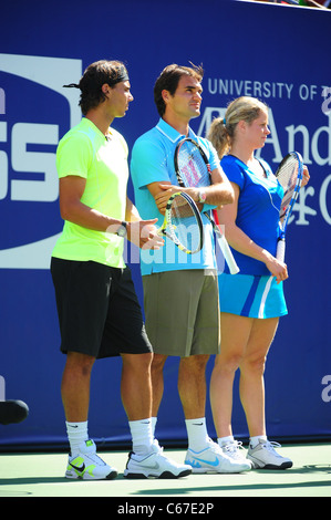 USTA Billie Jean King National, Roger Federer, Rafael Nadal und Kim Clijsters bei einem öffentlichen Auftritt für 2010 Arthur Ashe Kids Day Stockfoto