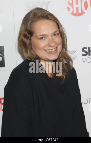 Merritt Wever im Ankunftsbereich für SHOWTIME Pre-Emmy Party, SkyBar im Mondrian Hotel, Los Angeles, CA 28. August 2010. Foto von: Rob Stockfoto