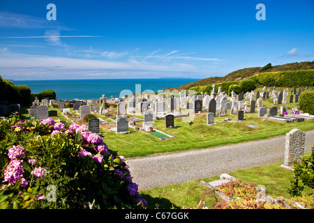 Friedhof am Morthoe mit Blick auf Bristol Channel und Lundy Island, in der Nähe von Woolacombe, North Devon, England, UK Stockfoto