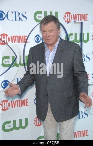 William Shatner im Ankunftsbereich für CBS, The CW und Showtime TCA Summer Press Tour Party, Beverly Hilton Hotel, Beverly Hills, CA 28. Juli 2010. Foto von: Michael Germana/Everett Collection Stockfoto