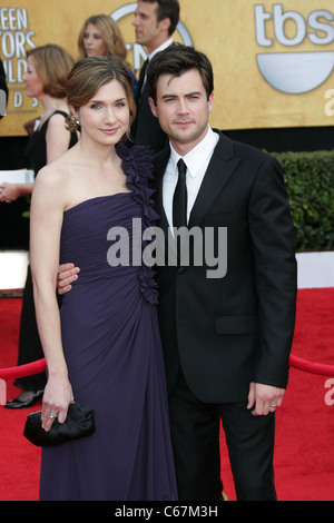 Matt Long im Ankunftsbereich für 17. jährliche Screen Actors Guild SAG Awards - Ankünfte, Shrine Auditorium, Los Angeles, CA am 30 Januar, Stockfoto