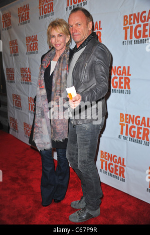 Trudie Styler, Sting in Anwesenheit für die "Bengal Tiger im Zoo von Bagdad" Opening Night, Richard Rodgers Theatre, New York, NY 31. März 2011. Foto von: Gregorio T. Binuya/Everett Collection Stockfoto