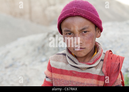 Junge Himalaya Mönch an Lamayuru, Ladakh. Stockfoto