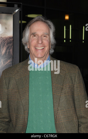 Henry Winkler im Ankunftsbereich für Zeremonie Premiere, Arclight Hollywood, Los Angeles, CA 22. März 2011. Foto von: Elizabeth Goodenough/Everett Collection Stockfoto