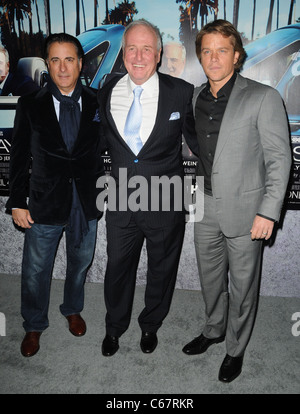 Andy Garcia, Jerry Weintraub, Matt Damon im Ankunftsbereich für HIS WAY Premiere, The Paramount Theater, Los Angeles, CA 22. März 2011. Foto von: Dee Cercone/Everett Collection Stockfoto