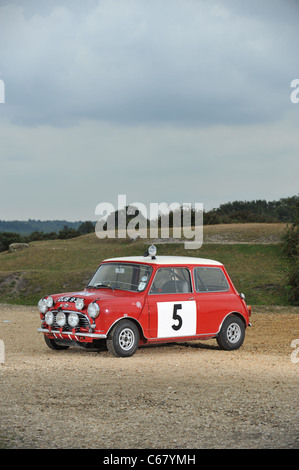 1964 Mini Cooper 1,275s Rallye Limousine die Ex arbeitet 1965 Rac Rallye und 1966 schottischen Sieger Stockfoto