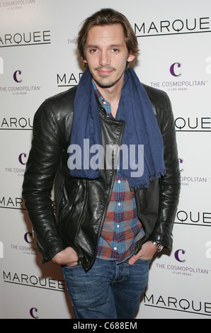 Lukas Haas in Anwesenheit für Grand Opening von Marquee Nachtclub, The Cosmopolitan of Las Vegas, Las Vegas, NV 30. Dezember 2010. Foto von: James Atoa/Everett Collection Stockfoto