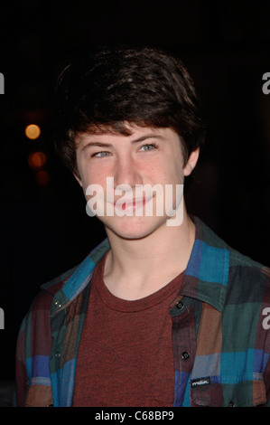 Dylan Minnette im Ankunftsbereich für MEGAMIND Premiere, Graumans Chinese Theatre, Los Angeles, CA 30. Oktober 2010. Foto von: Michael Germana/Everett Collection Stockfoto