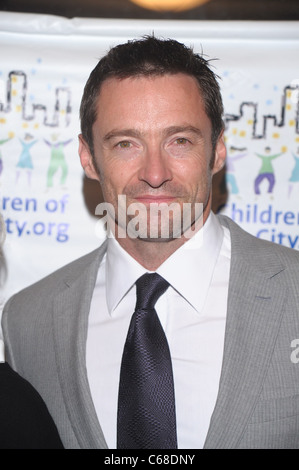 Hugh Jackman bei der Ankunft für Kinder der Stadt 2010 Benefiz-Gala, Pier 60 bei Chelsea Piers, New York, NY 30. September 2010. Stockfoto