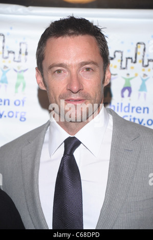 Hugh Jackman bei der Ankunft für Kinder der Stadt 2010 Benefiz-Gala, Pier 60 bei Chelsea Piers, New York, NY 30. September 2010. Stockfoto