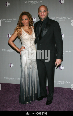 Mel B, Stephen Belafonte in Anwesenheit für NYE Grand Opening Dinner und JAY-Z und Coldplay Konzert Ankünfte, The Cosmopolitan of Las Vegas, Las Vegas, NV 31. Dezember 2010. Foto von: James Atoa/Everett Collection Stockfoto