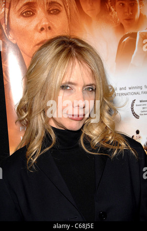 Rosanna Arquette im Ankunftsbereich für EXODUS Herbst Premiere, Laemmle es Music Hall Theatre, Los Angeles, CA 6. April 2011. Foto von: Michael Germana/Everett Collection Stockfoto
