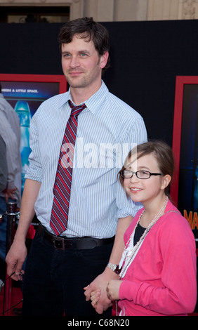 Tom Everett Scott im Ankunftsbereich für MARS braucht Mütter Premiere, El Capitan Theatre, Los Angeles, CA 6. März 2011. Foto von: Emiley Stockfoto