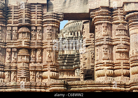 Der 13. Jahrhundert Sonnentempel (bekannt als der Schwarze Pagode) Konark, Orissa, Indien. UNESCO-Weltkulturerbe Stockfoto