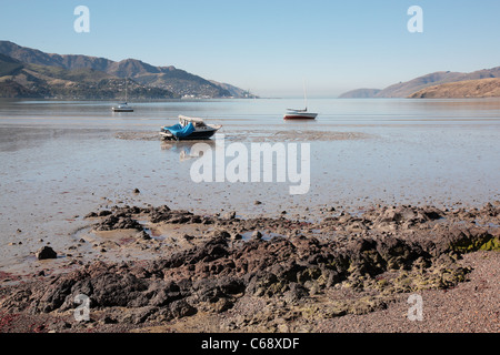 Ein Blick über den Lyttelton Harbour von Governors Bay, Neuseeland Stockfoto