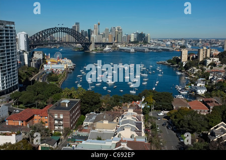 Lavender Bay und Sydney Harbour Bridge, Australien Stockfoto