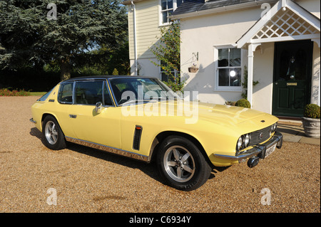 1974 Jensen Interceptor 3 2 türige britischen Sportwagen in gelb Stockfoto