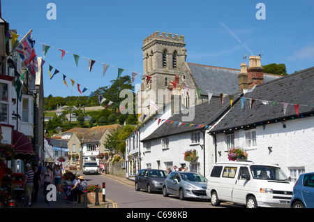 Bier, einem kleinen Fischerboote und Dorf in Devon, England mit schönen alten Häusern. Stockfoto