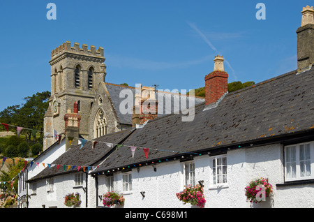 Bier, einem kleinen Fischerboote und Dorf in Devon, England mit schönen alten Häusern. Stockfoto
