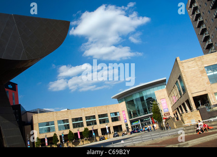 Der Eingang zu der Lowry Outlet Mall in Salford Quays in der Nähe von Manchester in England Stockfoto