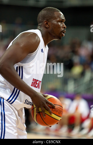 Luol DENG für Großbritannien, International Basketball spielen; Teil der Serie für die Olympiade 2012 in London bereitet. Stockfoto