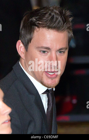 Channing Tatum im Ankunftsbereich für das DILEMMA Premiere, AMC River East Theater, Chicago, IL 6. Januar 2011. Foto von: Jason Smith/Everett Collection Stockfoto