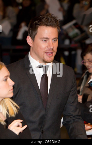 Channing Tatum im Ankunftsbereich für das DILEMMA Premiere, AMC River East Theater, Chicago, IL 6. Januar 2011. Foto von: Jason Smith/Everett Collection Stockfoto