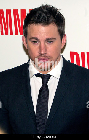 Channing Tatum im Ankunftsbereich für das DILEMMA Premiere, AMC River East Theater, Chicago, IL 6. Januar 2011. Foto von: Jason Smith/Everett Collection Stockfoto