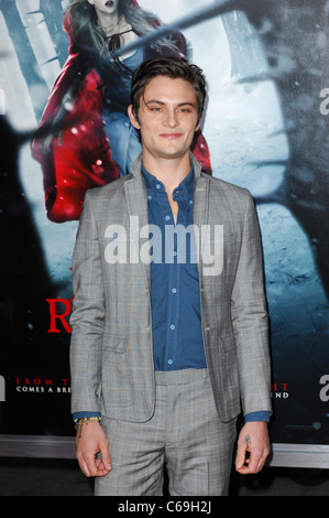 Shiloh Fernandez im Ankunftsbereich für rot RIDING HOOD Premiere Graumans Chinese Theatre, Los Angeles, CA 7. März 2011. Foto von: Elizabeth Goodenough/Everett Collection Stockfoto