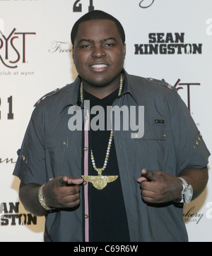 Sean Kingston in Anwesenheit für Sean Kingston 21. Geburtstagsparty im STELLDICHEIN, Tryst Nachtclub im Wynn Las Vegas, Las Vegas, NV 11. Februar 2011. Foto von: James Atoa/Everett Collection Stockfoto