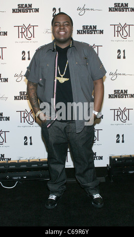 Sean Kingston in Anwesenheit für Sean Kingston 21. Geburtstagsparty im STELLDICHEIN, Tryst Nachtclub im Wynn Las Vegas, Las Vegas, NV 11. Februar 2011. Foto von: James Atoa/Everett Collection Stockfoto
