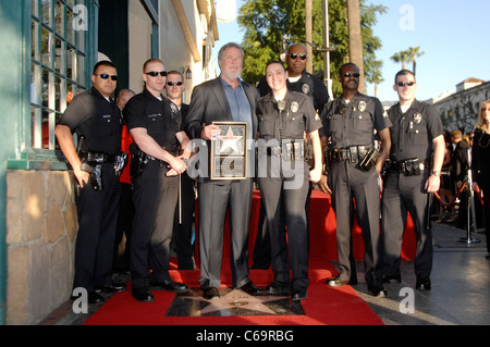 John Langley, City of Los Angeles Police Officers bei der Induktion Zeremonie für Stern auf Hollywood Walk von Fame Zeremonie für Stockfoto